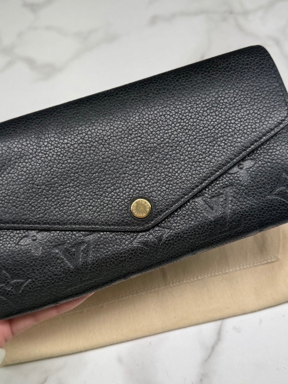 Authentic Louis Vuitton Sarah Wallet